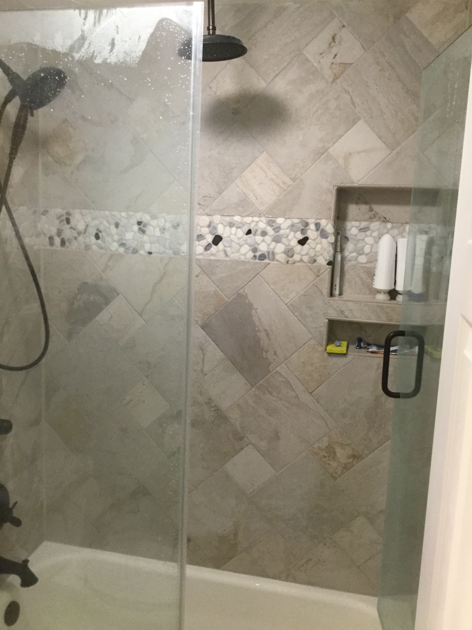 Tubs/ Showers