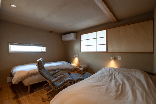 しまだ設計室・太陽と森とハウス minimalistisch-schlafzimmer