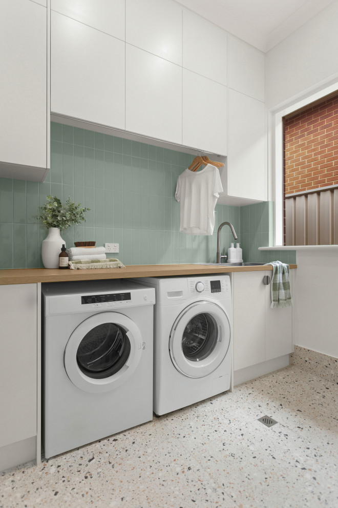 Contemporary Joslin Ensuite, Laundry & Bathroom Renovation ...