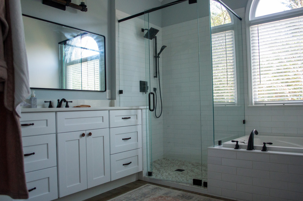 30068 Bathroom