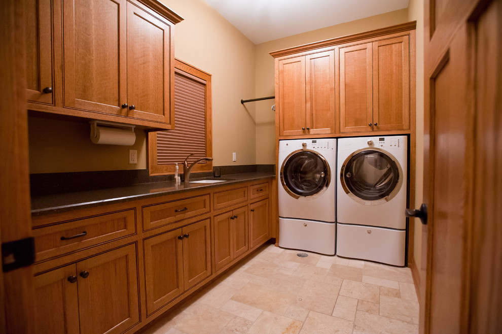 Design ideas for a traditional laundry room in Milwaukee.