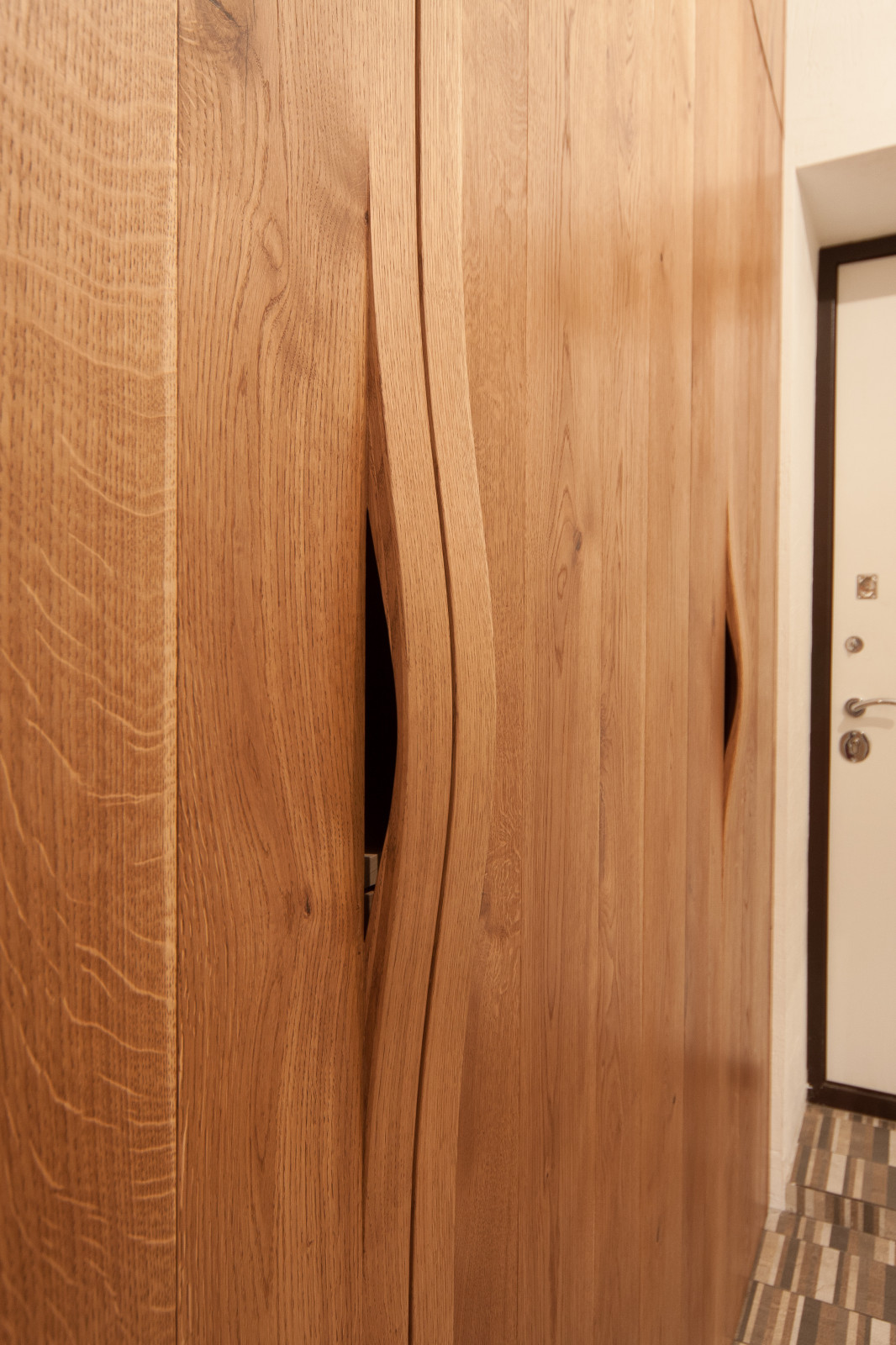 Встроенный шкаф в прихожей