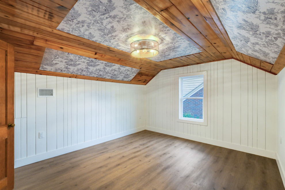 458 Shannon Residence