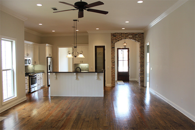 Inspiration for a transitional kitchen remodel in Jackson