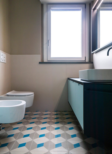 Design e colore in un bagno giocoso modern-badezimmer