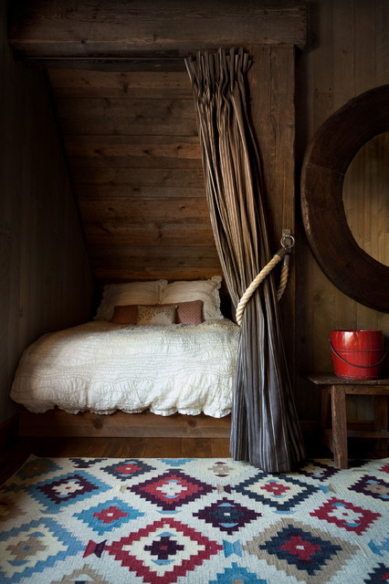 Fallen Leaf rustic-bedroom