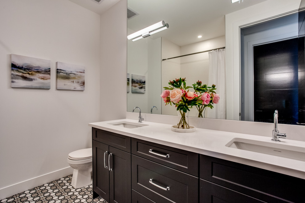 Inspiration for a modern home design remodel in Calgary