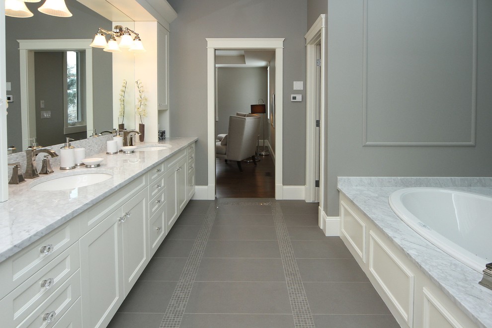 Transitional bathroom photo in Calgary