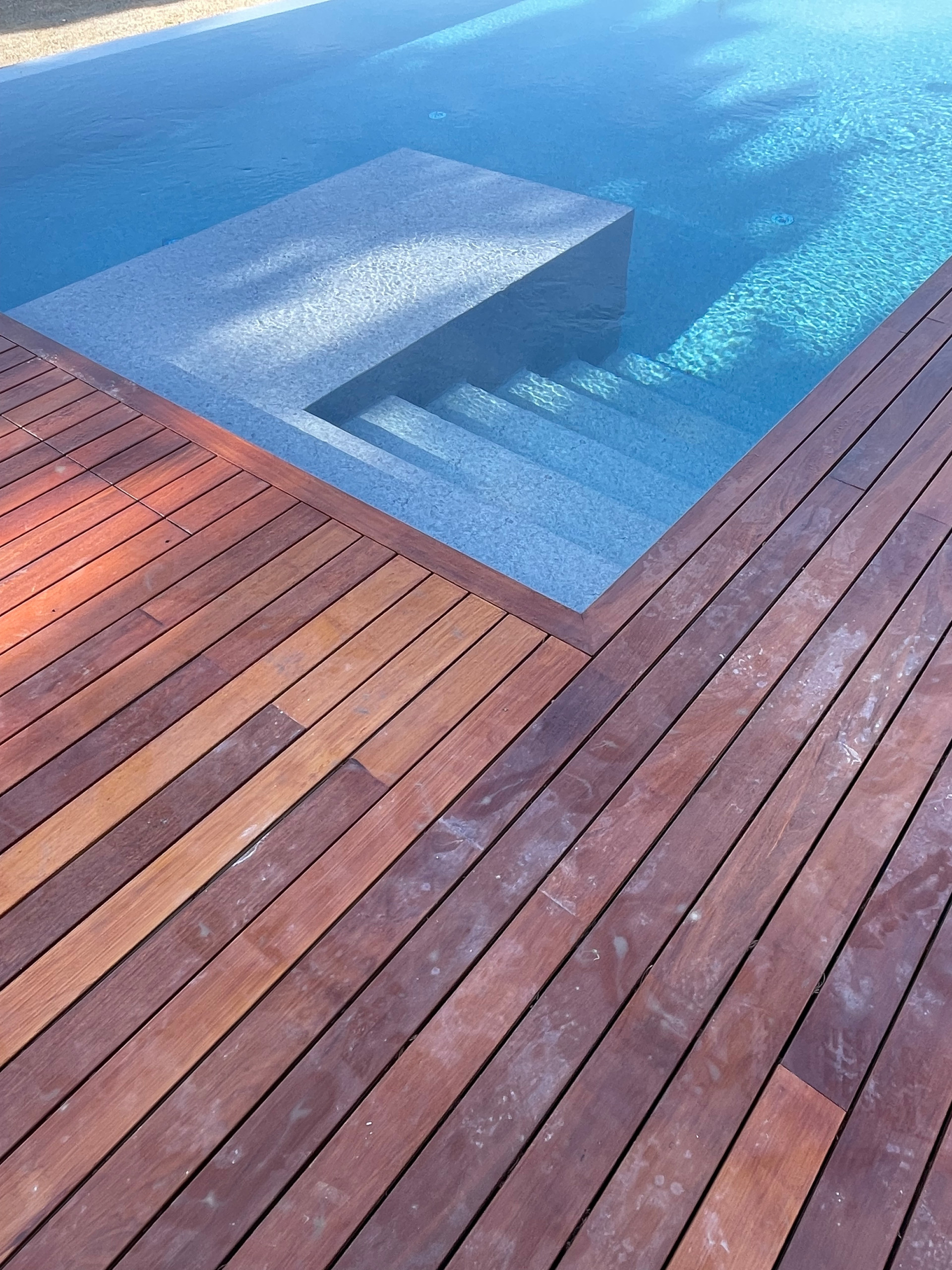 PISCINA CASA OFF