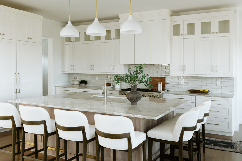 Inspiration for a transitional kitchen remodel in Omaha