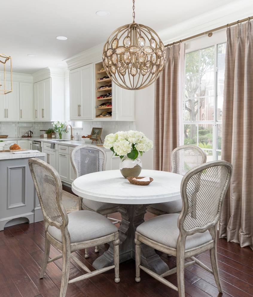 Design ideas for a transitional home design in Houston.