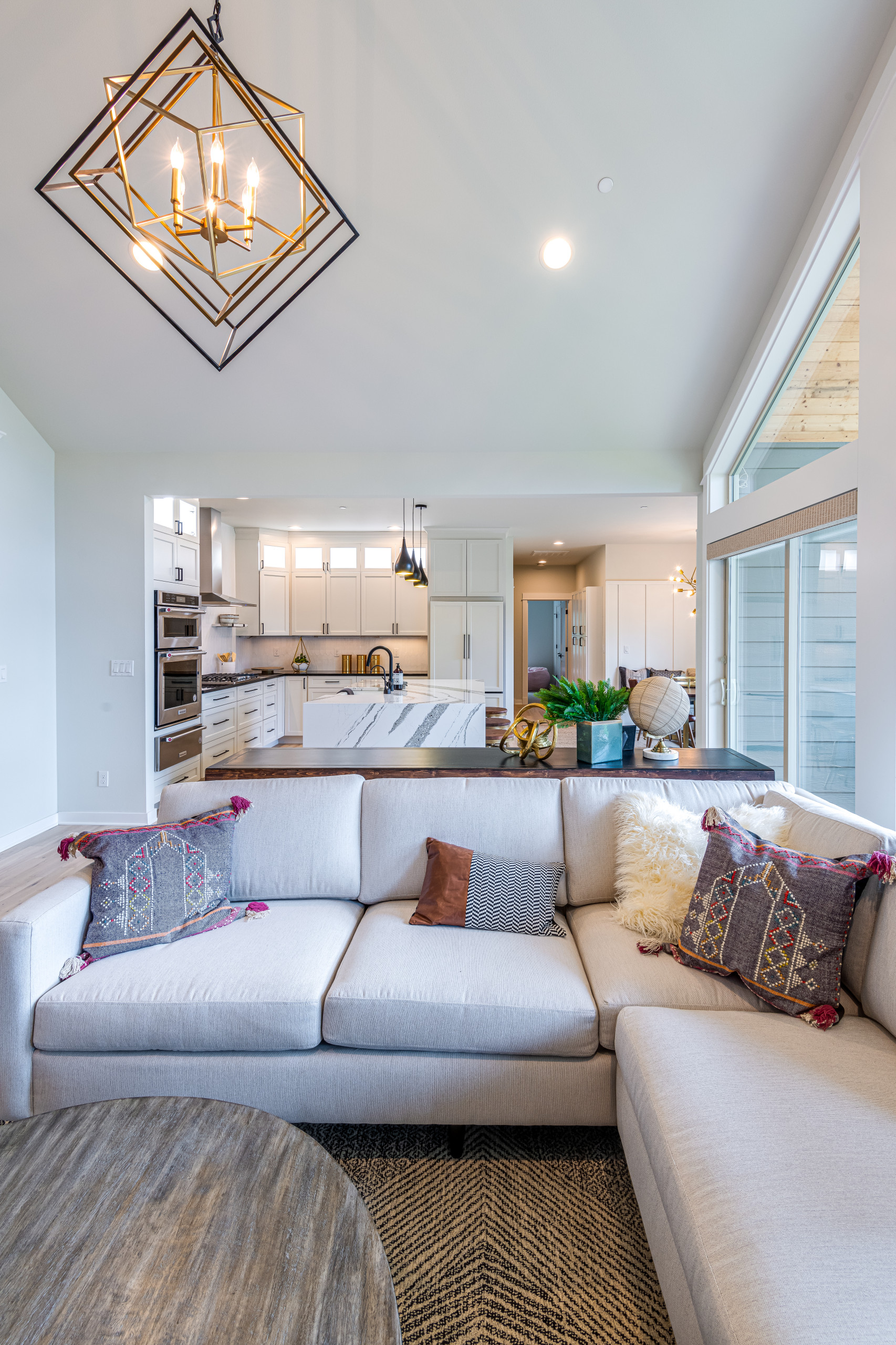 gig harbor sectional and furniture