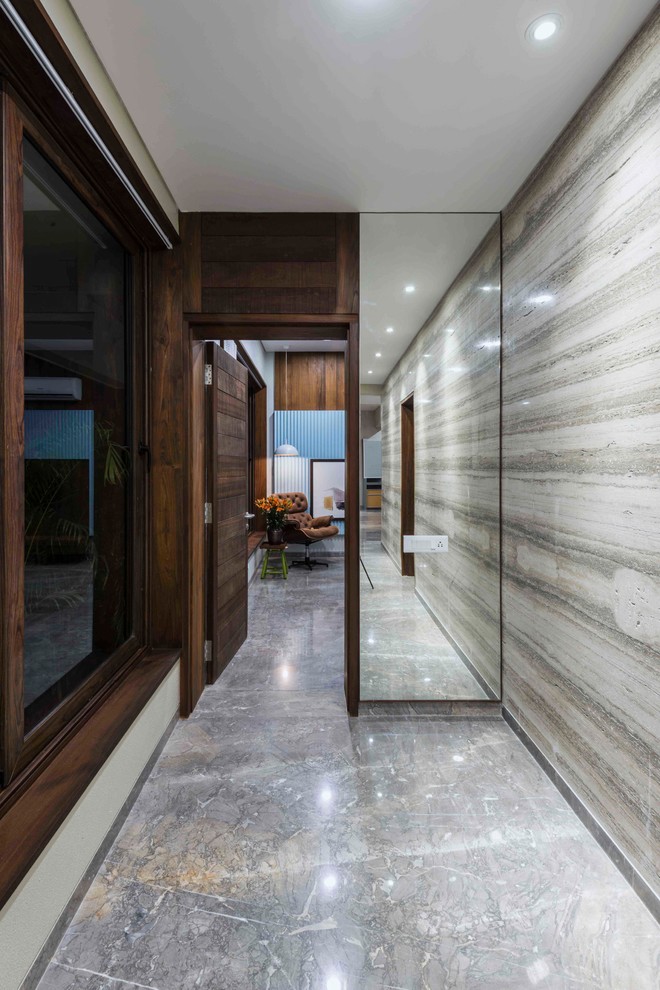 Inspiration for a contemporary hallway in Ahmedabad.