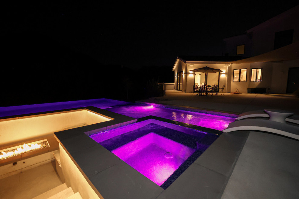 Agoura Hills New Build - Lobo Canyon