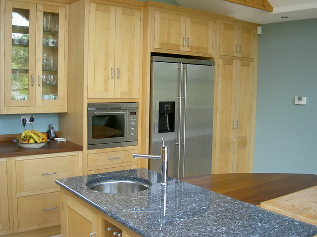 Completed kitchens craftsman-kitchen