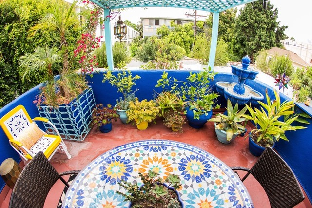 10 Compact Decks Patios And Porches For Making Memories