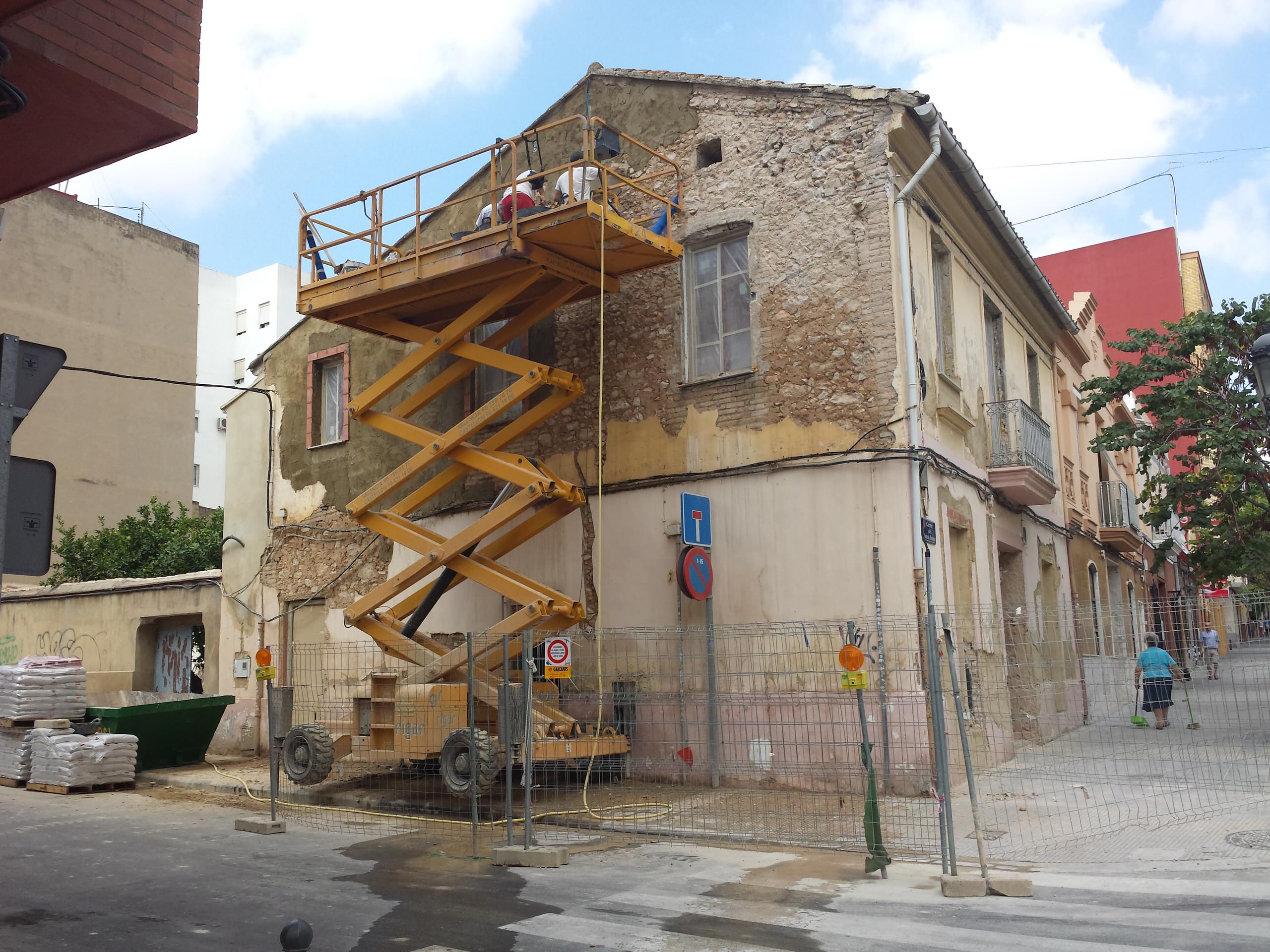 CASA DE PUEBLO EN PATERNA