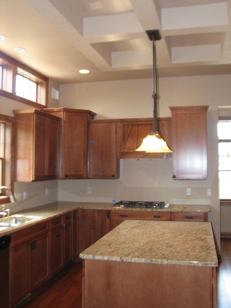Inspiration for a transitional kitchen remodel in Milwaukee