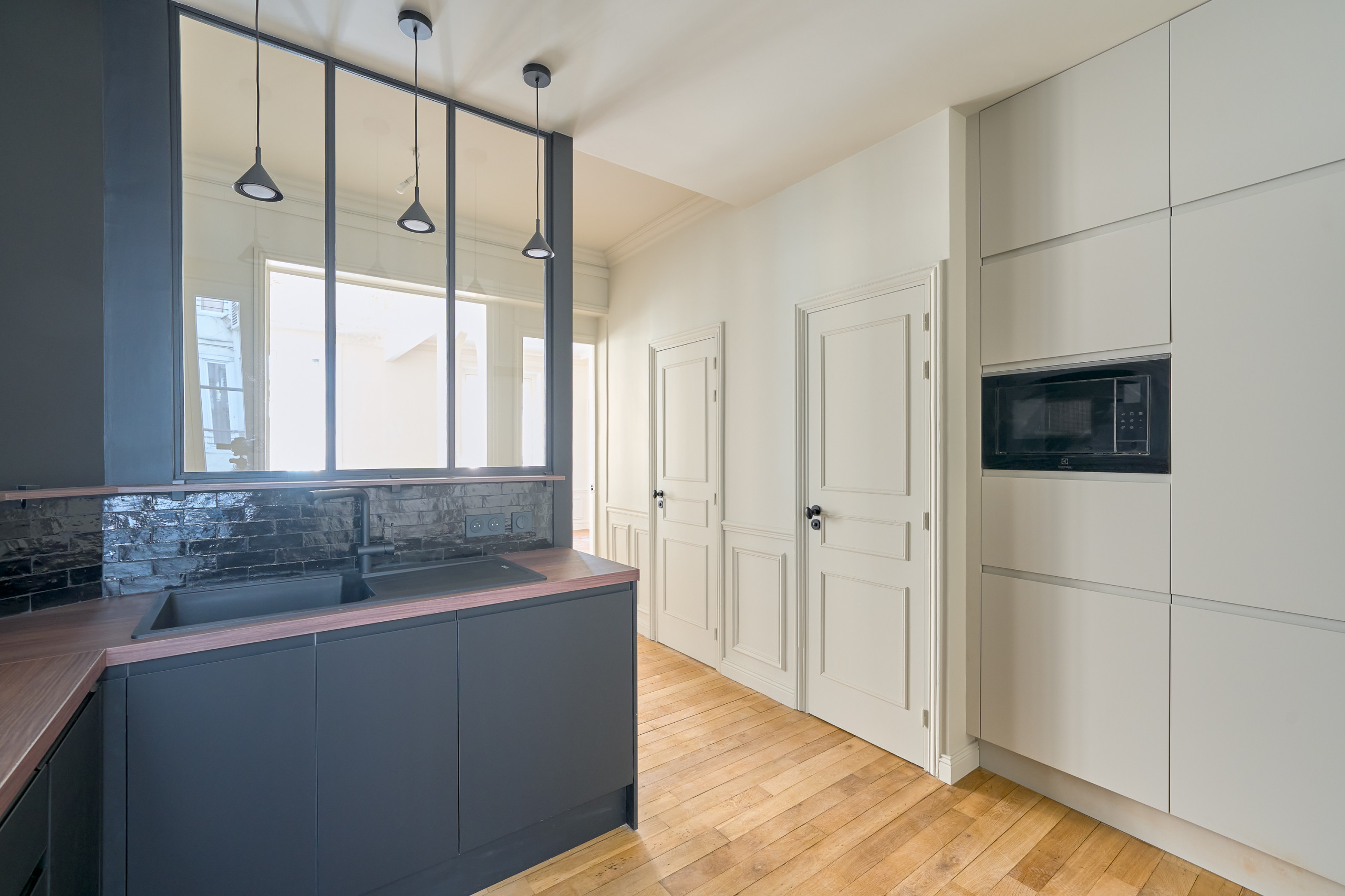 Rénovation et mise en valeur d'un appartement parisien à la Gare de Lyon
