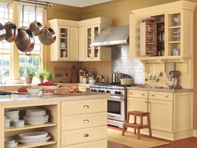 Classic Kitchens Traditional Kitchen New York By Martha