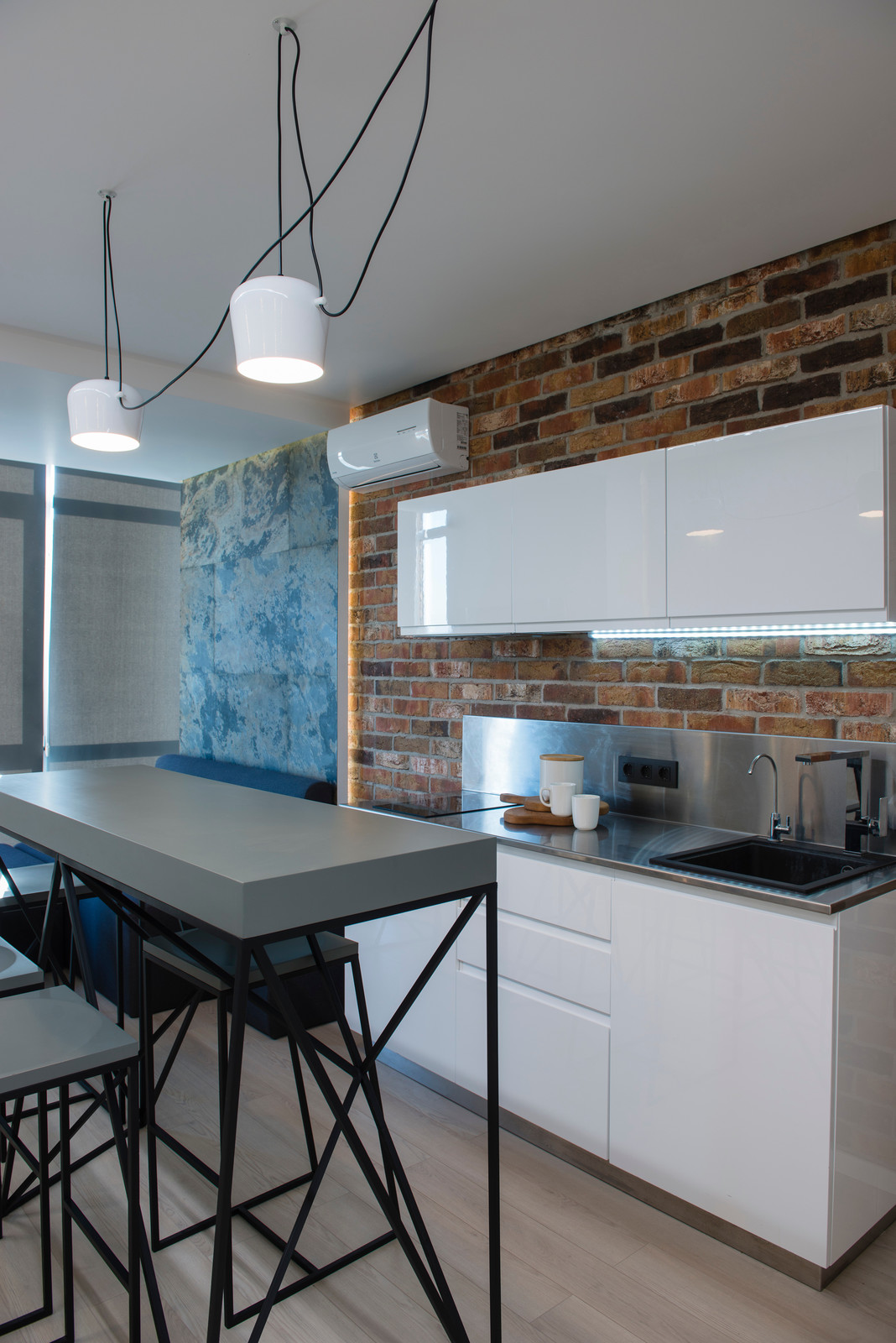 Бетонная стена