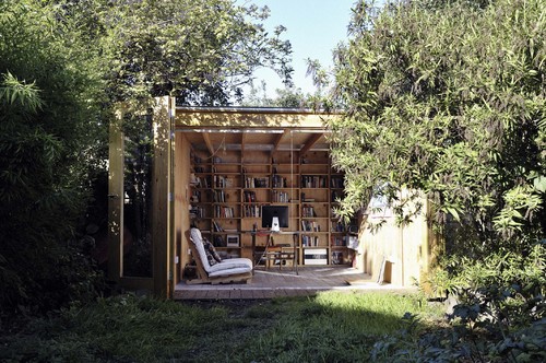 こんなところで仕事がしたい 裏庭に建てたホームオフィス用の小屋 Houzz ハウズ