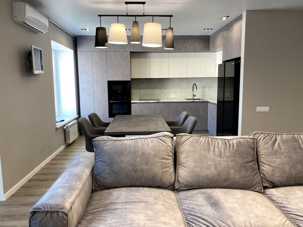 Петра Ломако 6