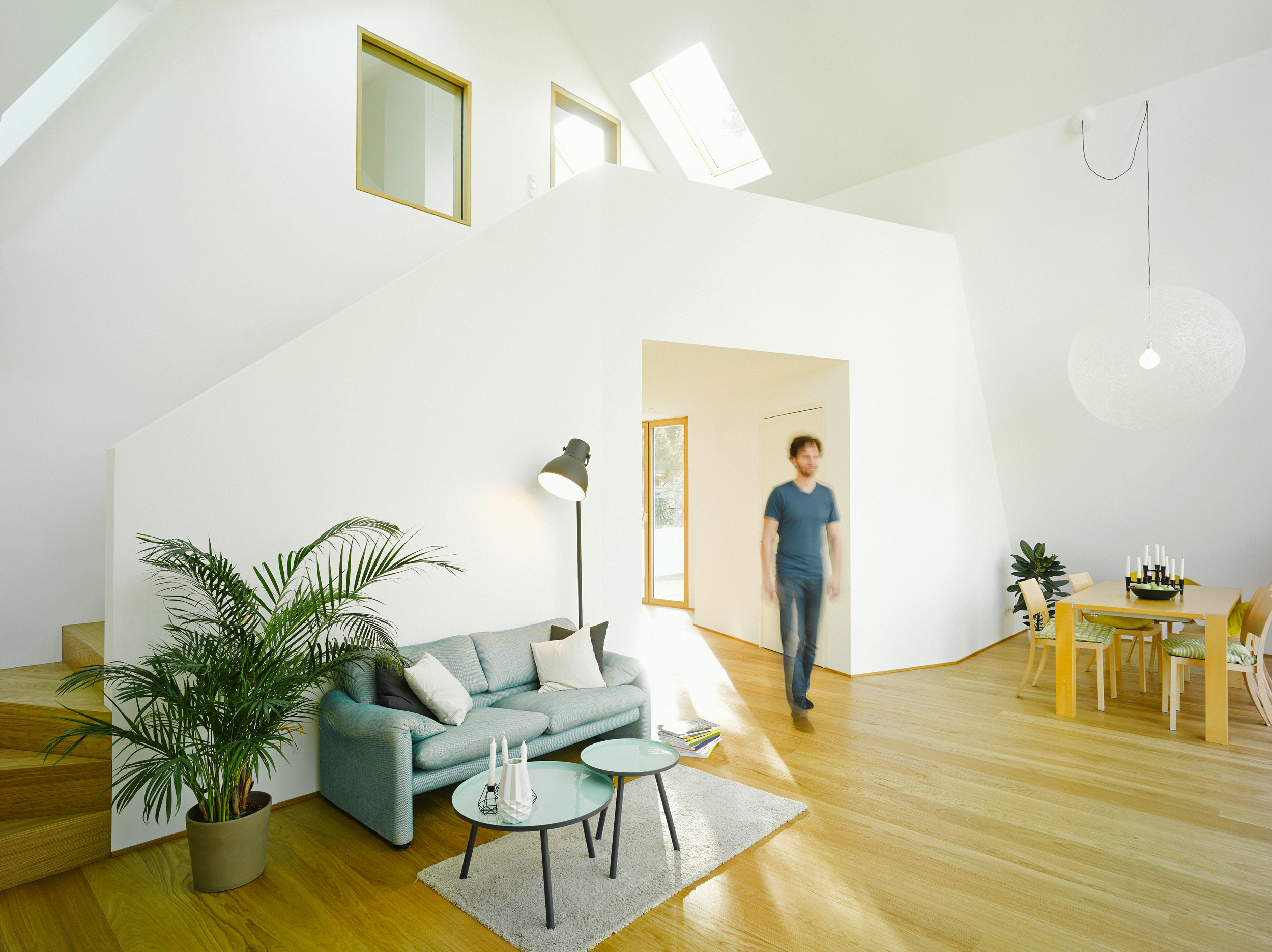 S82 - ein modernes Bauhaus