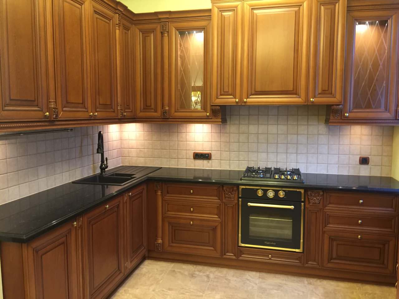 Проект кухни в классическом стиле