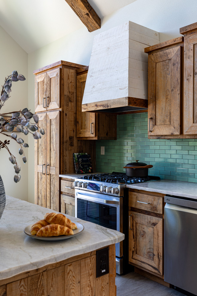 Kitchen - rustic kitchen idea