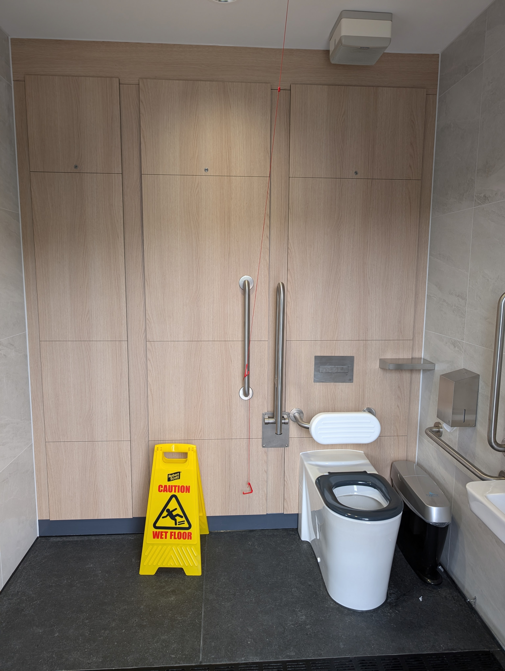 Commercial - Eurotunnel Customer Toilet Block