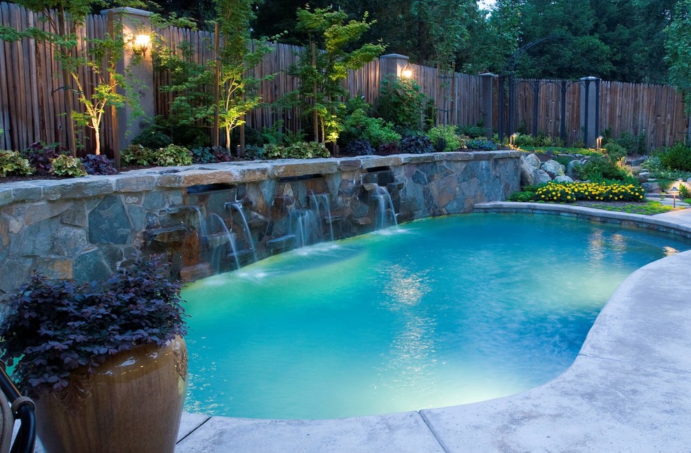 This is an example of a mediterranean swimming pool in Portland.