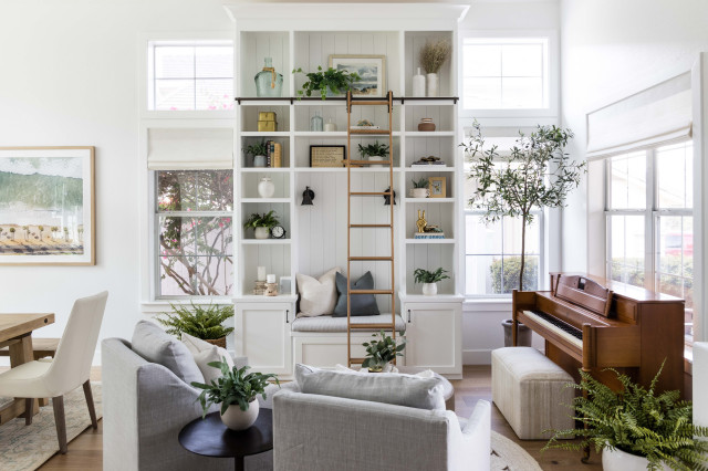 South County costero-salon