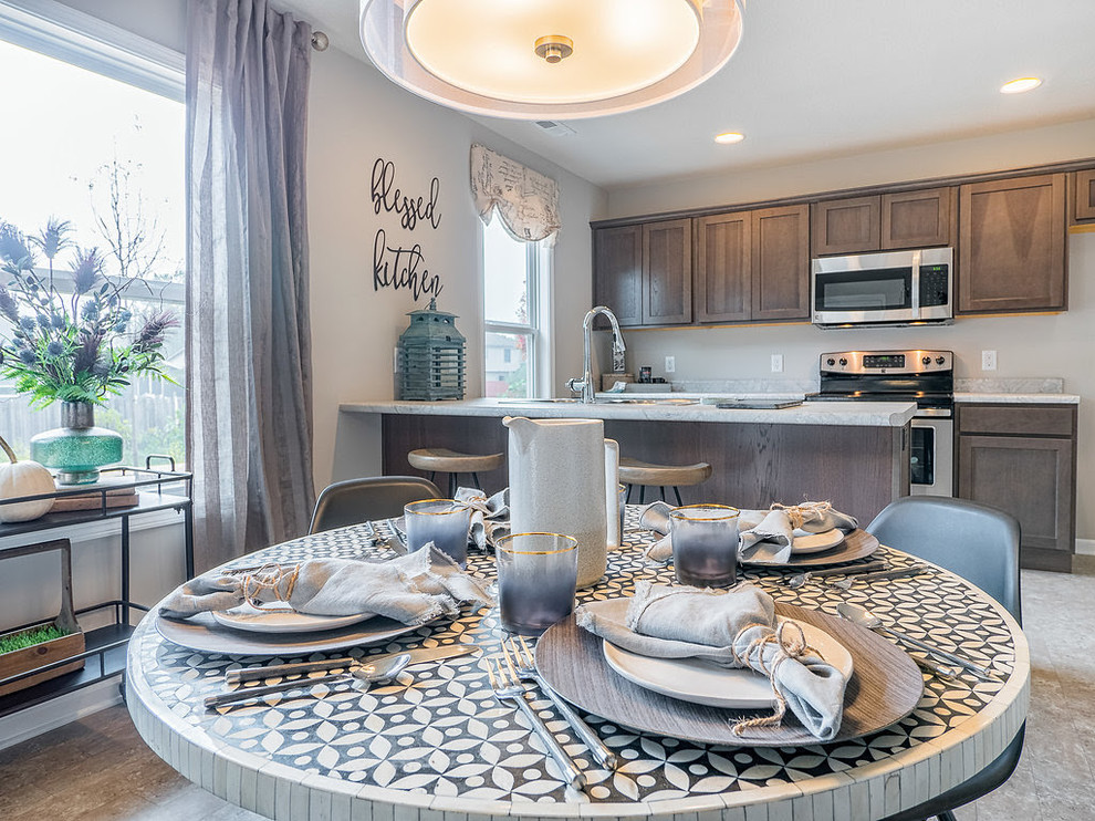 Dining room - transitional dining room idea