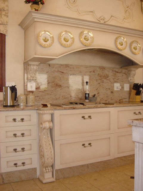 Furniture Range - Kitchen Cupboardry clasico-cocina