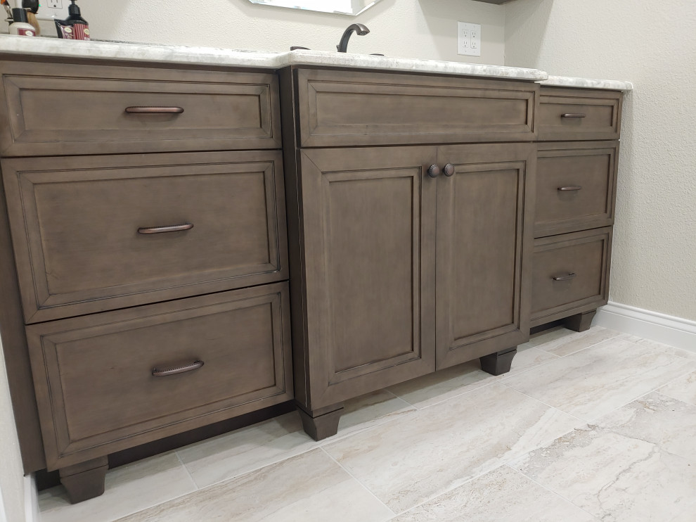 A Posh Resort Style Master Bathroom Traditional Bathroom Tampa