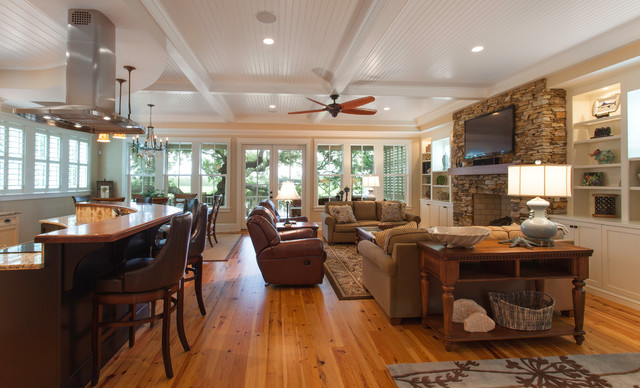 Traditional Island Home Open Floorplan Kitchen And Living Room