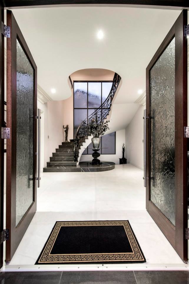 Photo of a contemporary entryway in Perth.