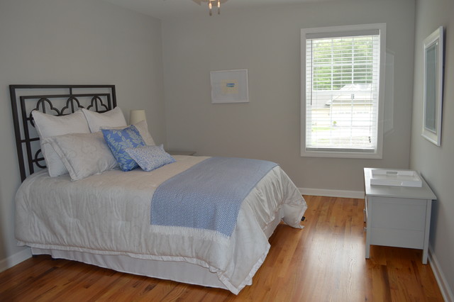 Modern Classic Bedroom Beach style nyklassisk-sovrum