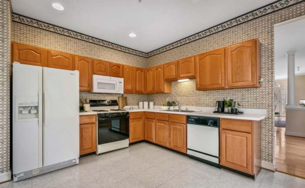 How would you Reno/redesign this kitchen? | Houzz Forum