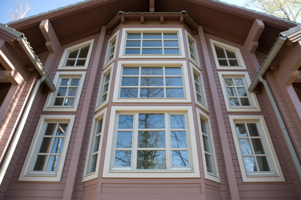 Деревянные окна в домах из клееного бруса