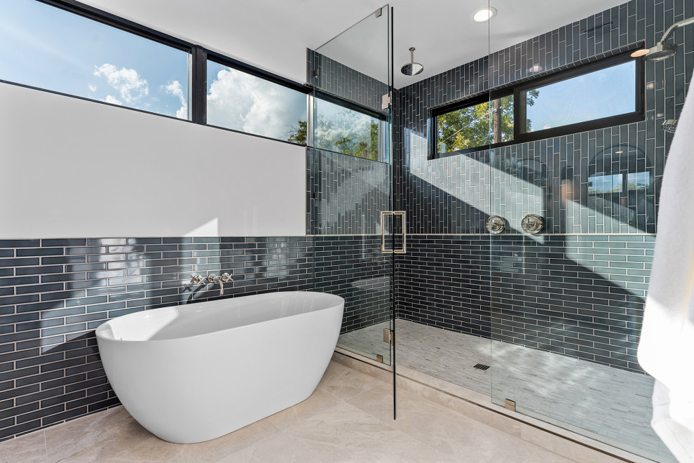 FRAMELESS SHOWERS