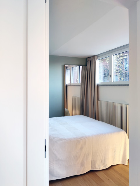 Due con terrazzo modern-bedroom