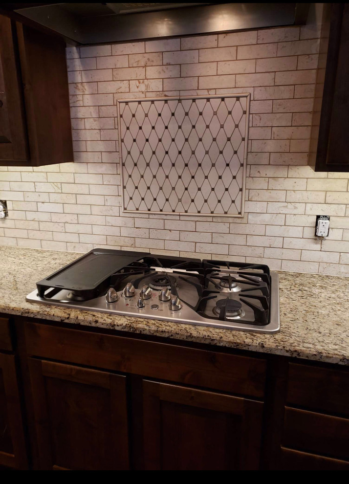 Inspiration for a modern kitchen remodel in Phoenix