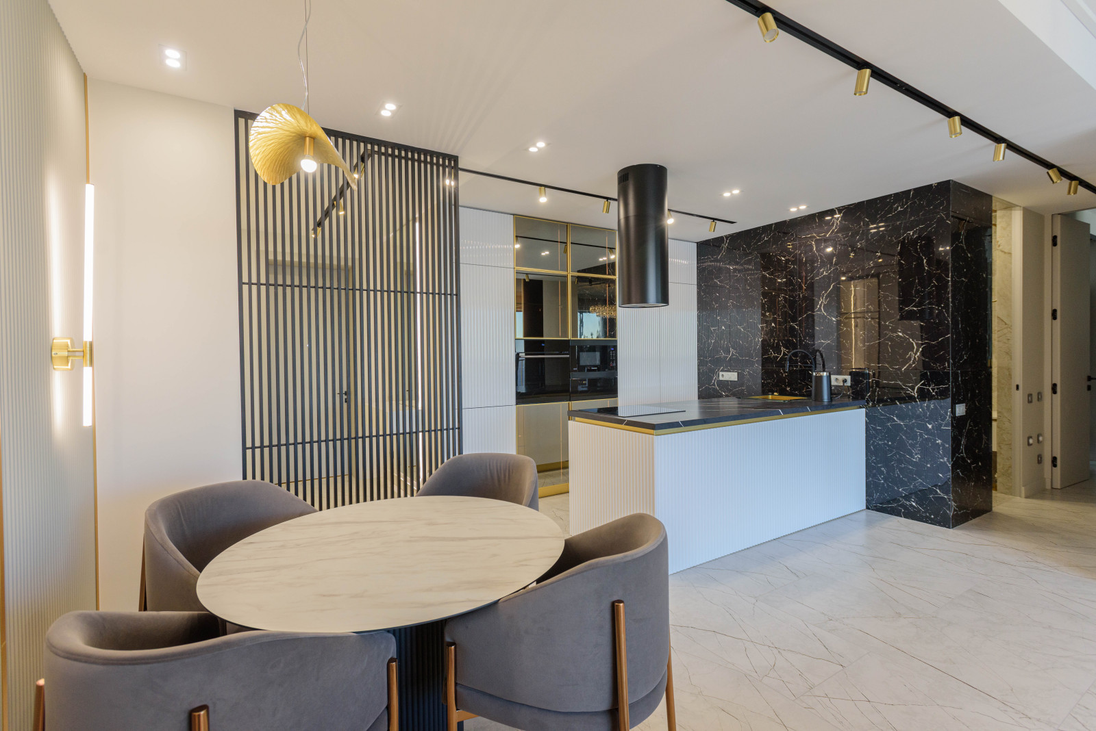 Кресла Владивосток