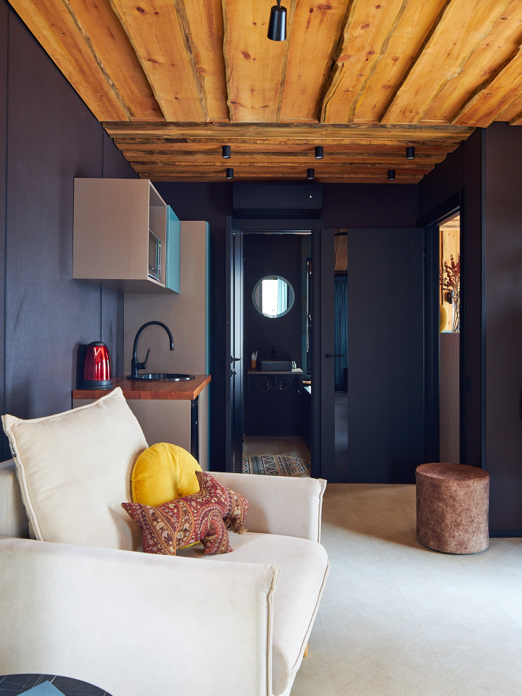 Домик на берегу Волги