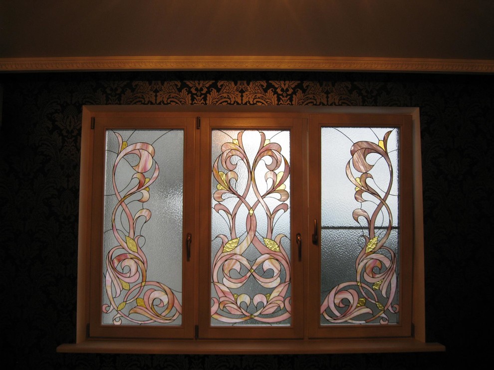 Окно с витражом