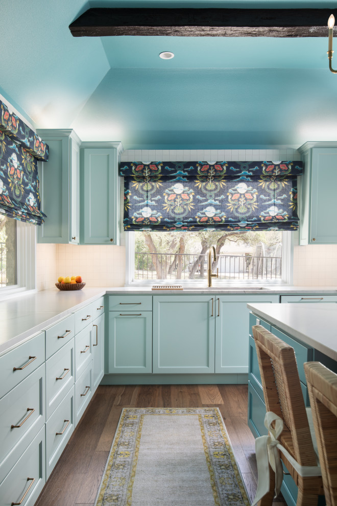 Inspiration for a transitional kitchen remodel in Austin
