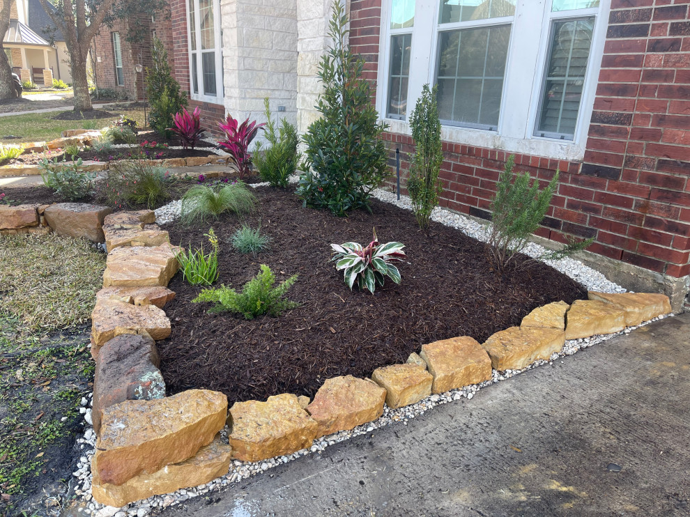Inspiration for a rustic home design remodel in Houston