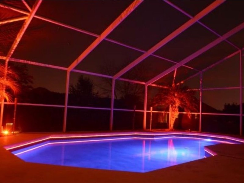 Декоративное ландшафтное освещение